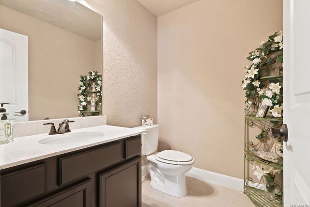 202 Maxwell, Boerne, TX 78006