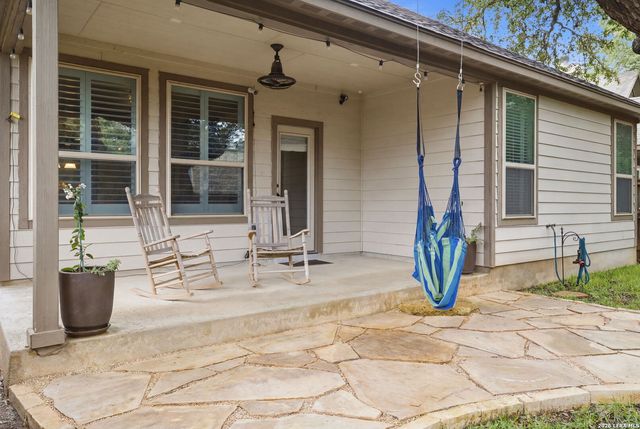202 Maxwell, Boerne, TX 78006