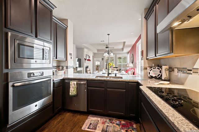 202 Maxwell, Boerne, TX 78006