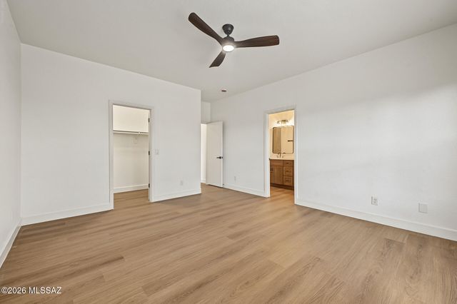 7205 S Peaceful Valley Drive, Tucson, AZ 85757