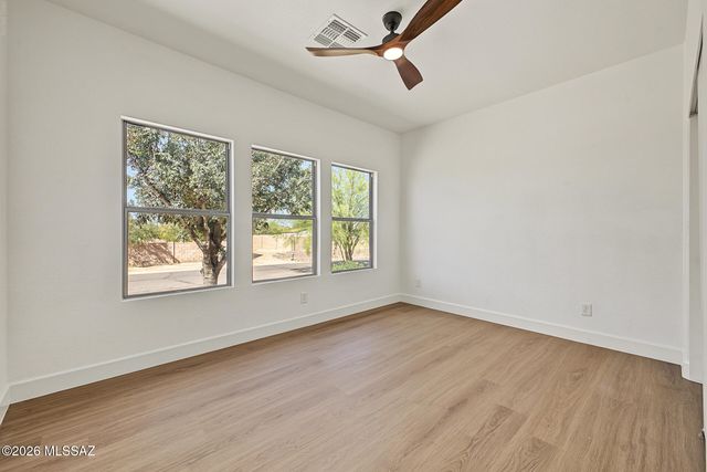 7205 S Peaceful Valley Drive, Tucson, AZ 85757