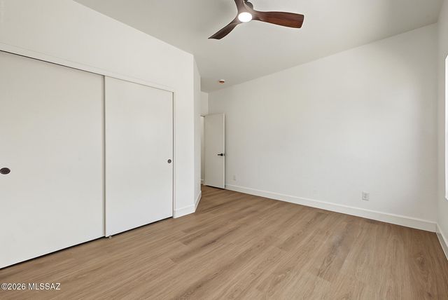 7205 S Peaceful Valley Drive, Tucson, AZ 85757