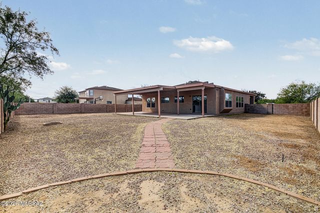7205 S Peaceful Valley Drive, Tucson, AZ 85757