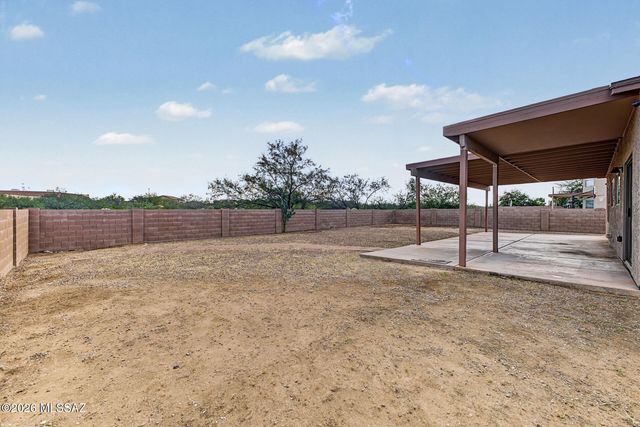 7205 S Peaceful Valley Drive, Tucson, AZ 85757