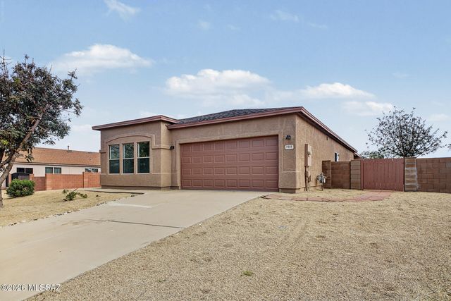 7205 S Peaceful Valley Drive, Tucson, AZ 85757