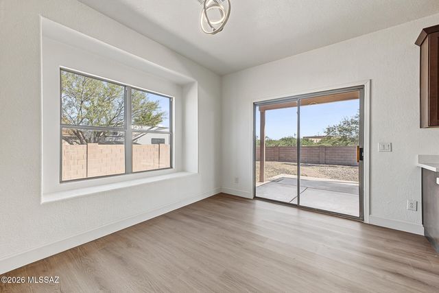 7205 S Peaceful Valley Drive, Tucson, AZ 85757