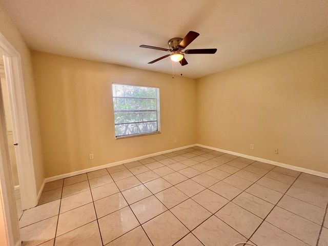 423 Glenwood Drive, West Palm Beach, FL 33415