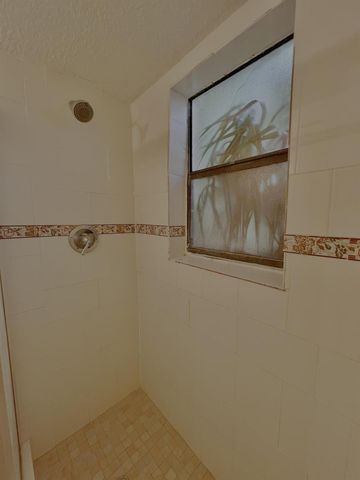 423 Glenwood Drive, West Palm Beach, FL 33415