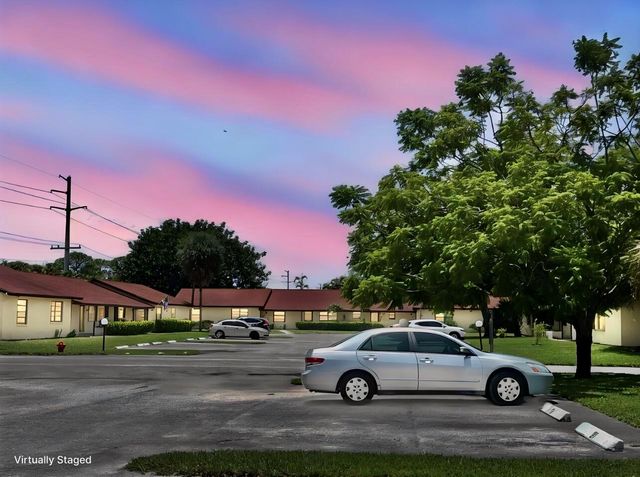 423 Glenwood Drive, West Palm Beach, FL 33415
