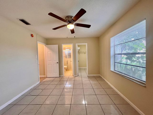 423 Glenwood Drive, West Palm Beach, FL 33415