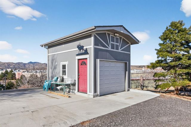 885 Deframe Street, Golden, CO 80401