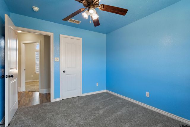 105 Bois D Arc Dr, Bullard, TX 75757