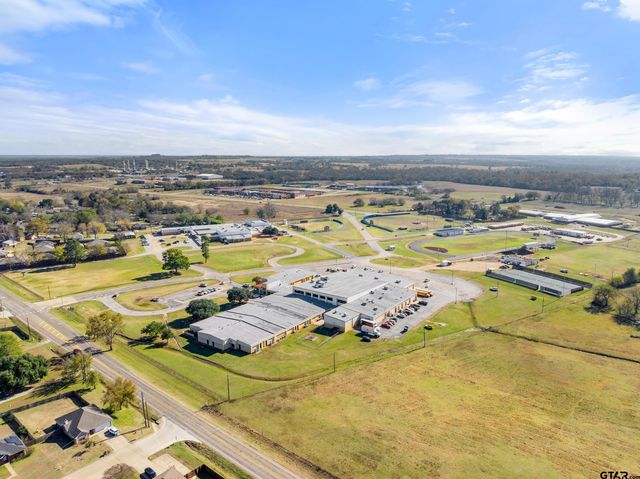 105 Bois D Arc Dr, Bullard, TX 75757