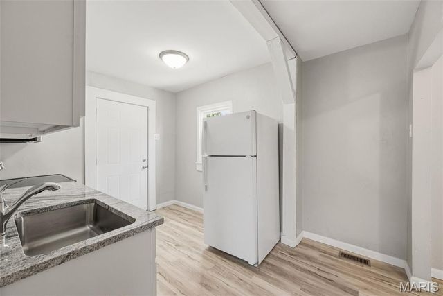 922 Dammert Avenue, St Louis, MO 63125