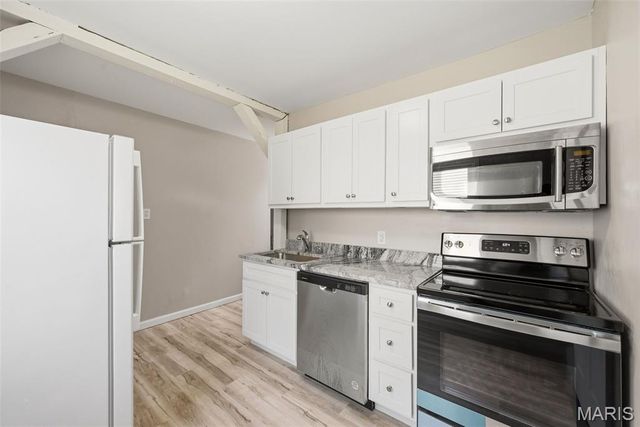 922 Dammert Avenue, St Louis, MO 63125