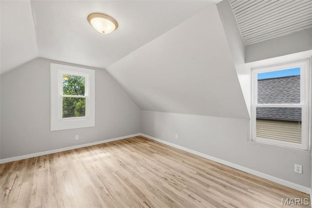 922 Dammert Avenue, St Louis, MO 63125