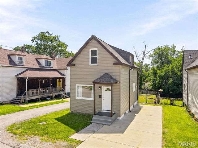 922 Dammert Avenue, St Louis, MO 63125