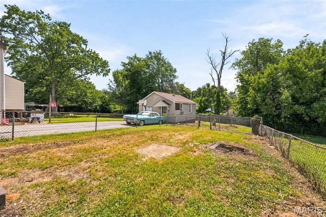 922 Dammert Avenue, St Louis, MO 63125