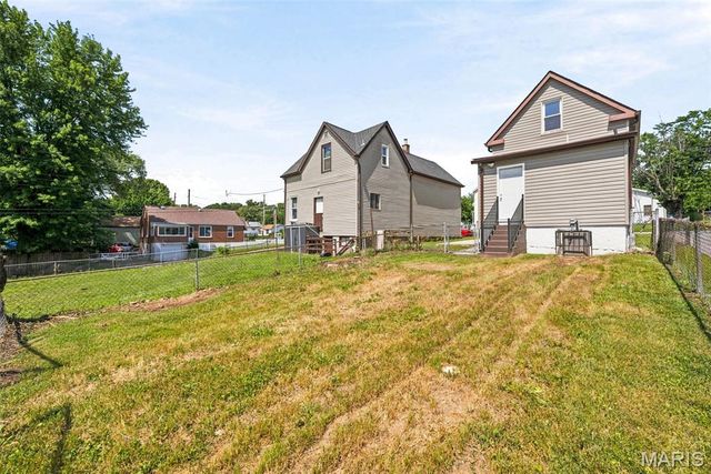 922 Dammert Avenue, St Louis, MO 63125