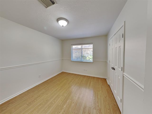10467 Twin Circles Drive, Montgomery, TX 77356