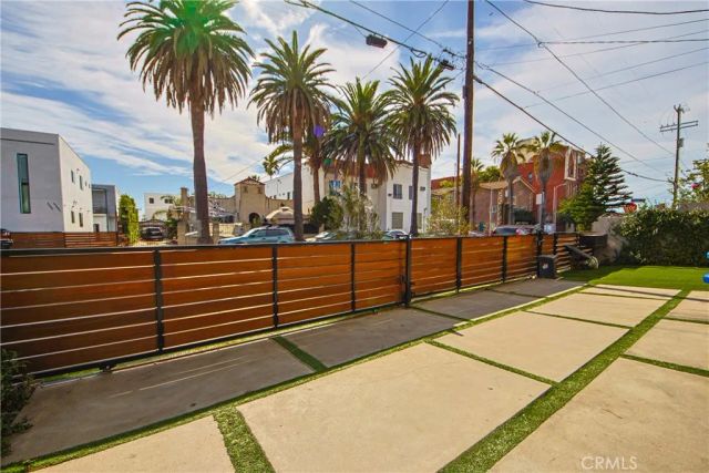 5351 Lexington Avenue, Hollywood, CA 90029