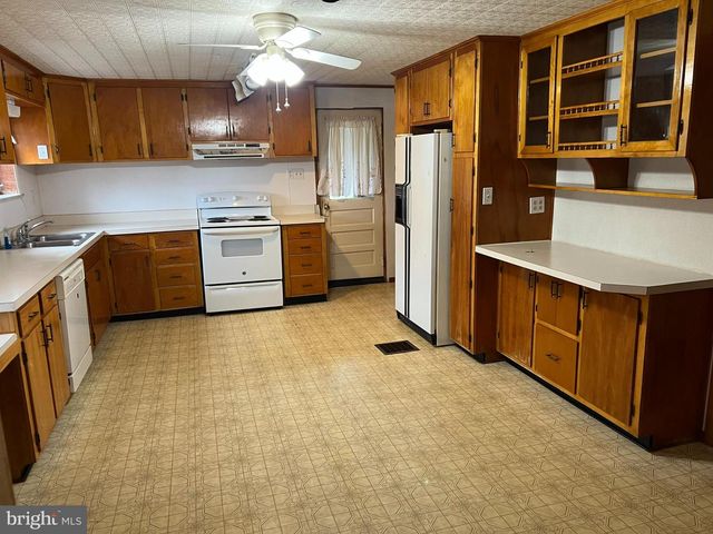 25447 CASCADE RD, Cascade, MD 21719