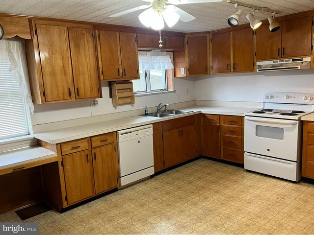 25447 CASCADE RD, Cascade, MD 21719