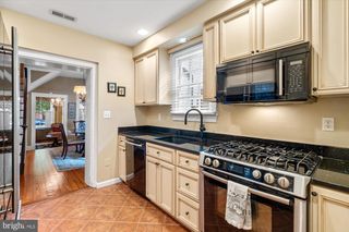 103 PRINCE ST, Alexandria, VA 22314