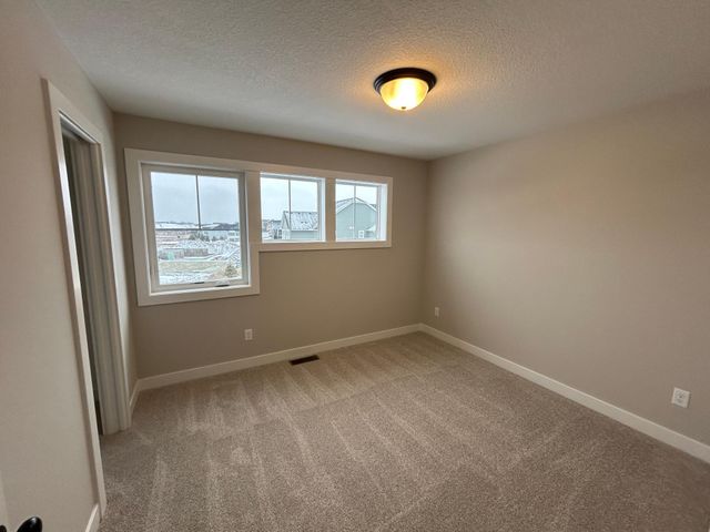 6546 108th Street S, Cottage Grove, MN 55016