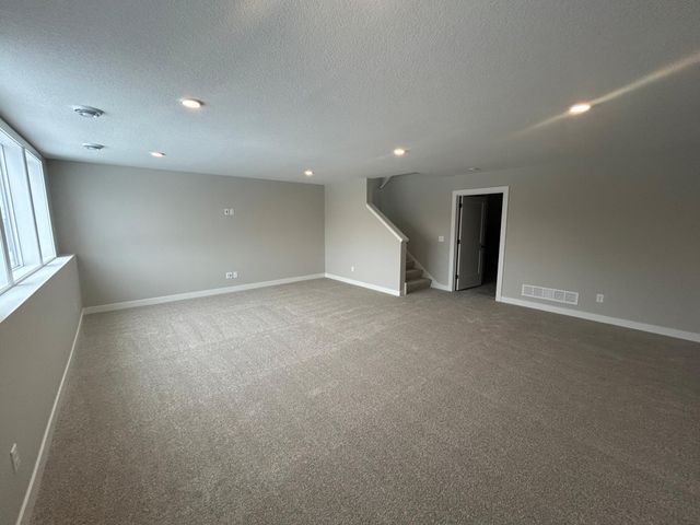 6546 108th Street S, Cottage Grove, MN 55016