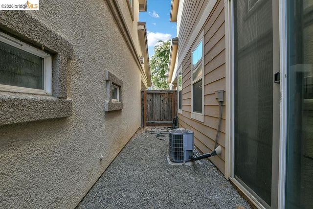 101 Pelican St, Brentwood, CA 94513