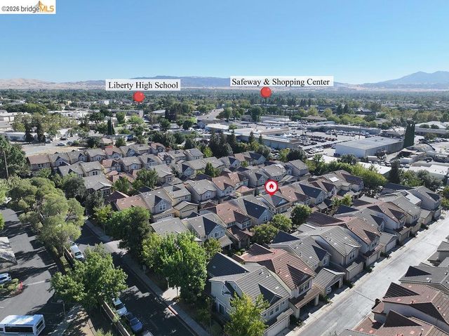 101 Pelican St, Brentwood, CA 94513