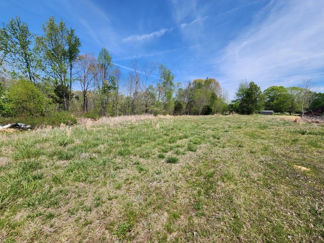 639 Houston Fielder Rd, Clarksville, TN 37043