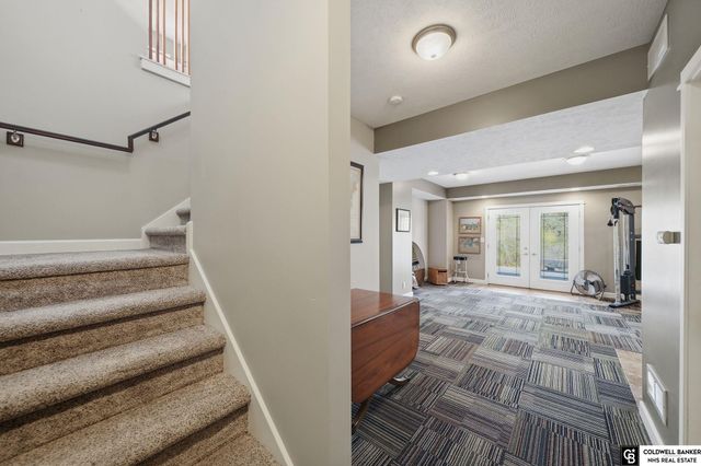 1757 NW Flader Court, Lincoln, NE 68528