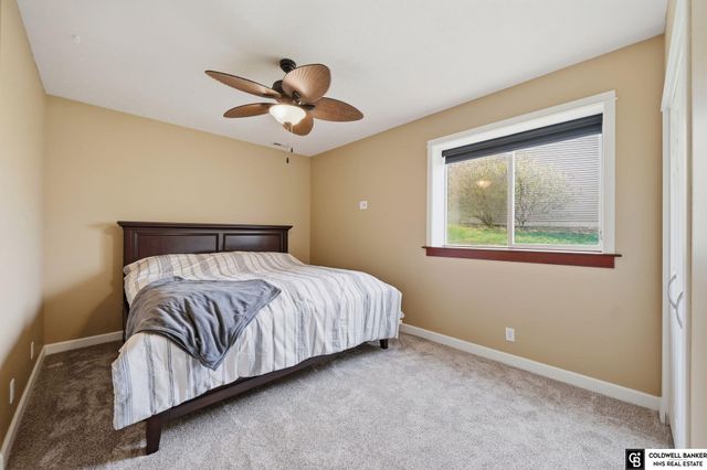 1757 NW Flader Court, Lincoln, NE 68528