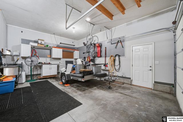 1757 NW Flader Court, Lincoln, NE 68528