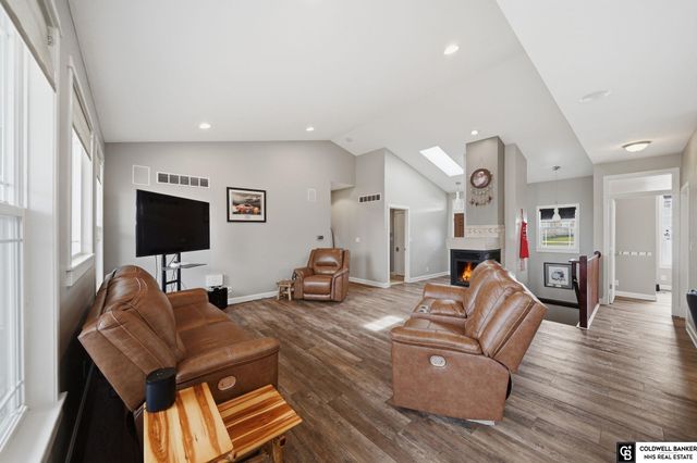 1757 NW Flader Court, Lincoln, NE 68528