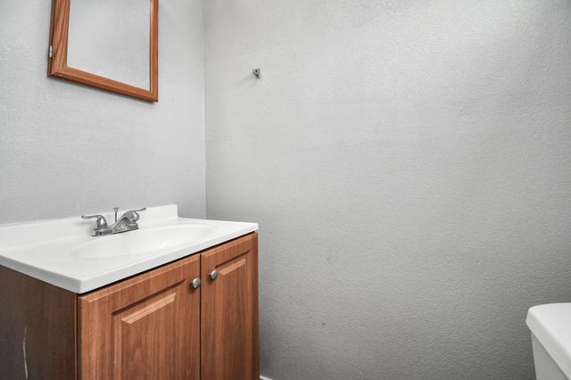 1008 Vista Road, Pasadena, TX 77504