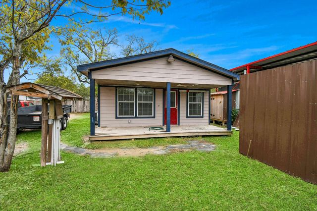 1008 Vista Road, Pasadena, TX 77504