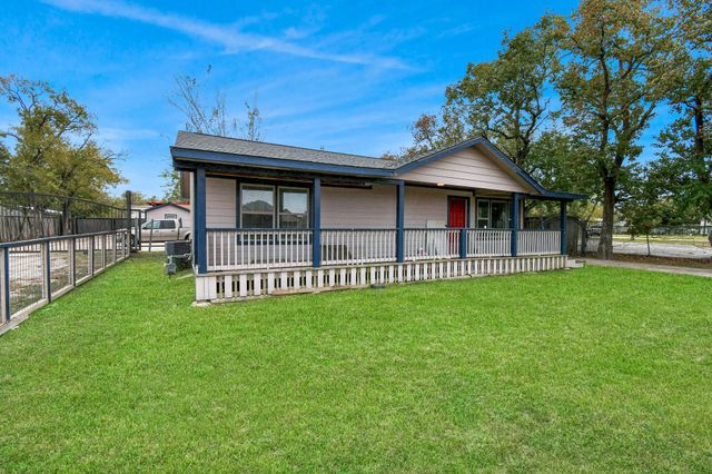 1008 Vista Road, Pasadena, TX 77504