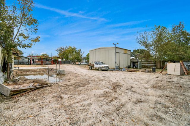 1008 Vista Road, Pasadena, TX 77504