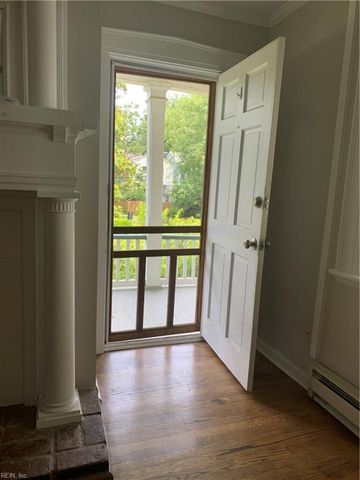 525 North St Apt 1, Portsmouth, VA 23704