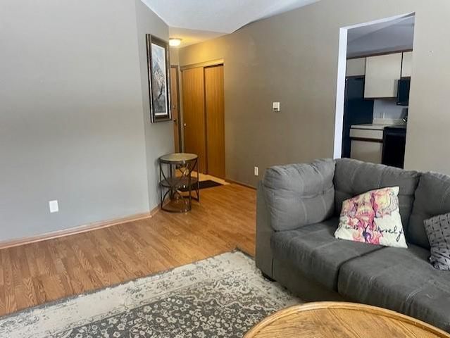 4151 Boone Avenue N 202, New Hope, MN 55427