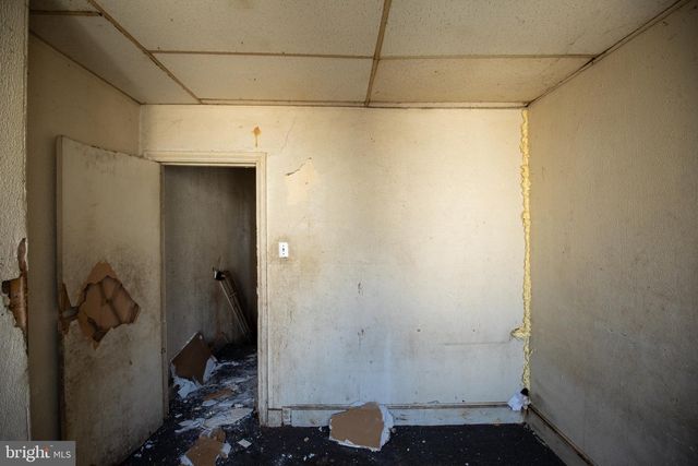 2453 N BOUVIER ST, Philadelphia, PA 19132