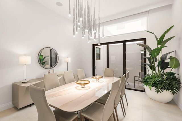 17135 Abruzzo Avenue, Boca Raton, FL 33496