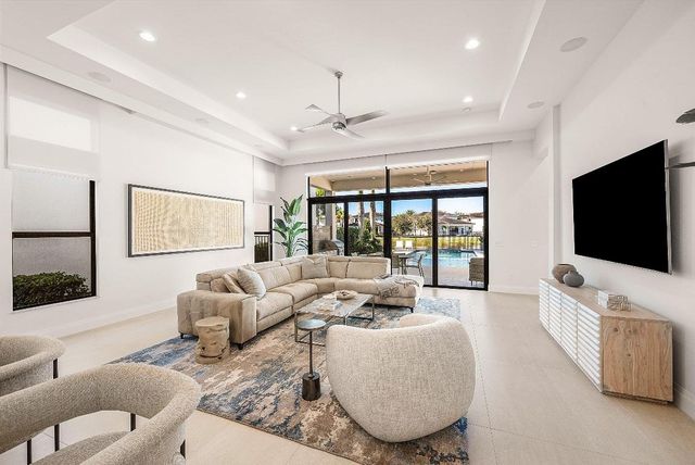 17135 Abruzzo Avenue, Boca Raton, FL 33496