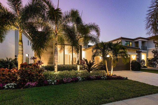 17135 Abruzzo Avenue, Boca Raton, FL 33496