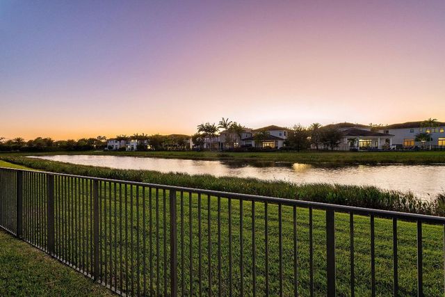 17135 Abruzzo Avenue, Boca Raton, FL 33496