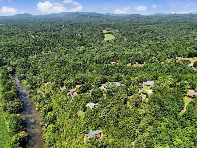 6 Deer Run Drive, Murphy, NC 28906