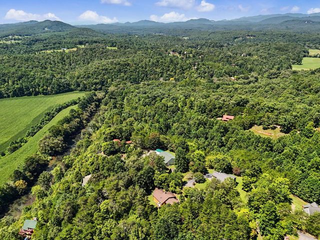 6 Deer Run Drive, Murphy, NC 28906